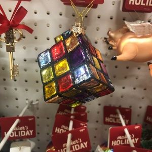 Meet your Posher, Cecilia